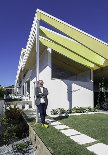 Benowa Modern